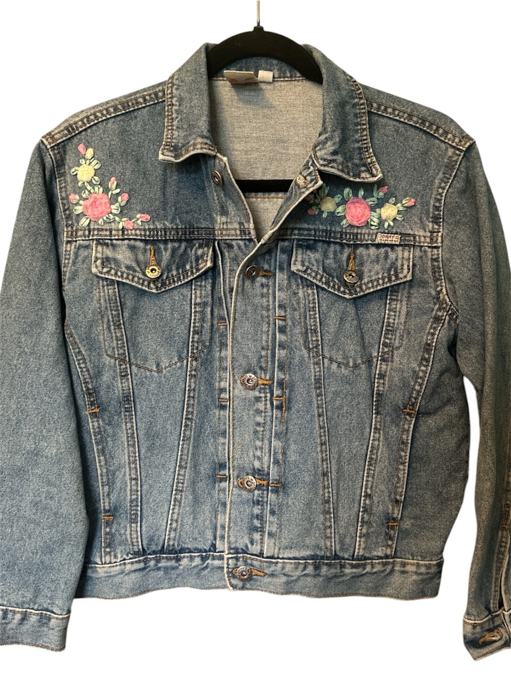 Vintage Women's Light Blue Floral Embroidered Denim Jacket, Size M